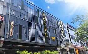 Smile Hotel Wangsa Maju